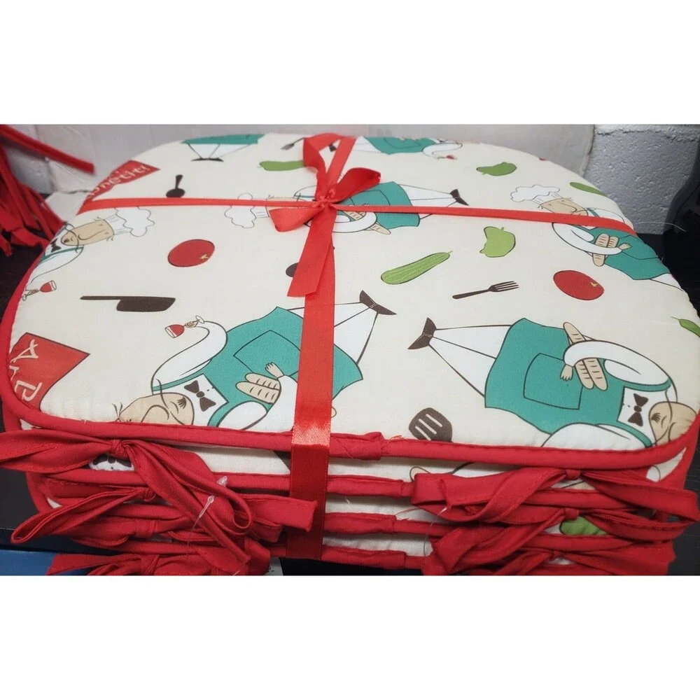 Set of 4 Cushion Chair Pads w/red ties, 15